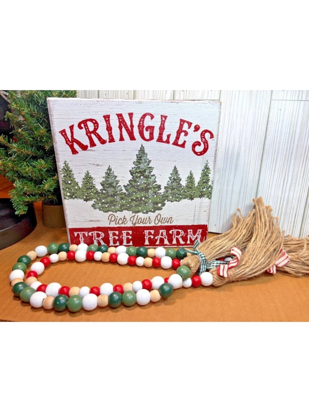 Kringles Tree Farm Wooden Sign & Beaded Garland - Rustic Christmas Decor S10